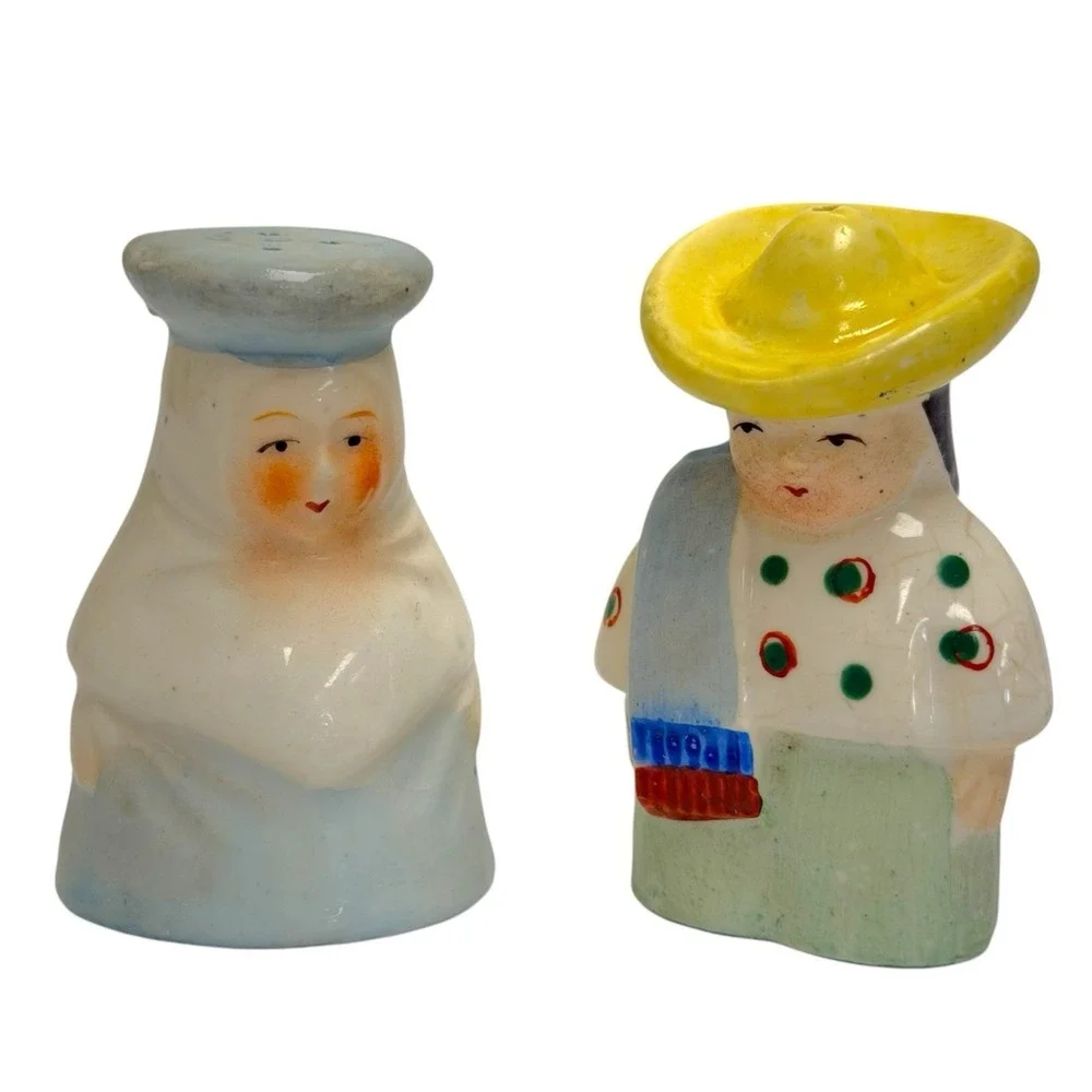 VTG Mexican Man‎ & Woman Salt & Pepper Shakers w/stoppers Made In Occupied Japan